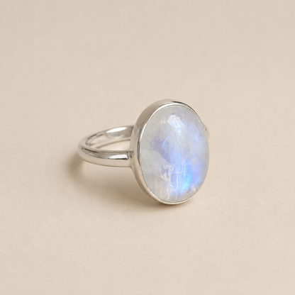 Moonstone fingerring -  Sølv og månesten | unika nr. 2