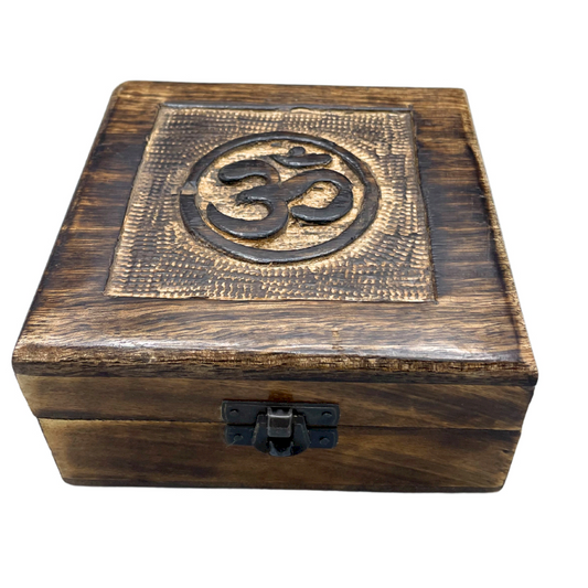 Billede af Mangotræ skrin - AUM | 13 x 13 cm