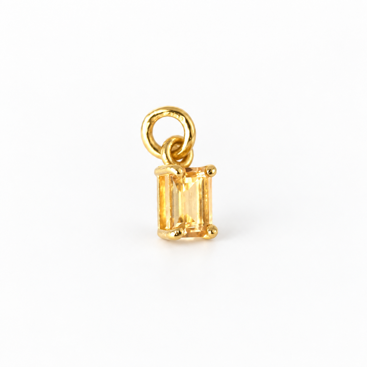 Citrin charm – 18k forgyldt sølv vedhæng Citrin charm – 18k forgyldt sølv vedhæng