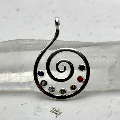 Kundalini spiral vedhæng | 925 Sterling Sølv, 7 krystaller