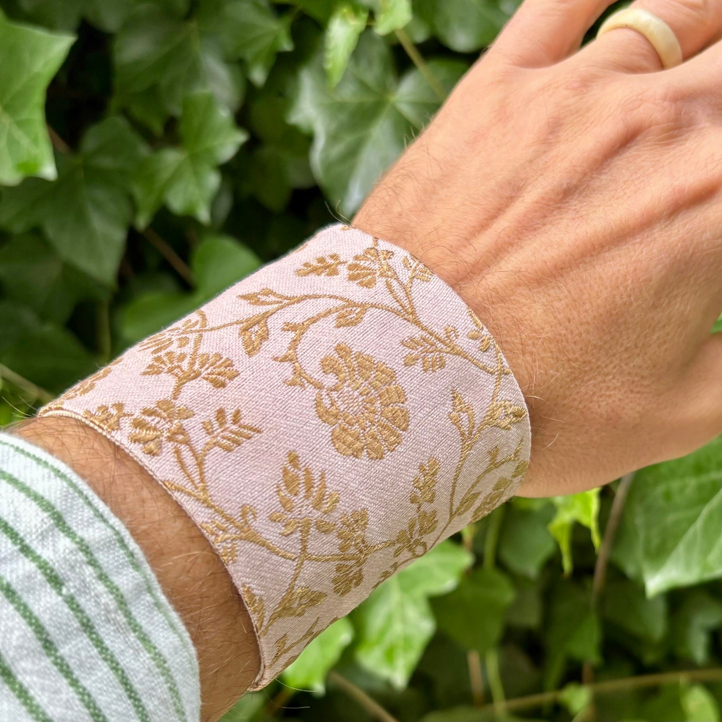 Pink Gold Flowers - Intention Wristband Pink Gold Flowers - Intention Wristband